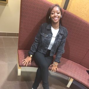 Meet your Posher, Jayla